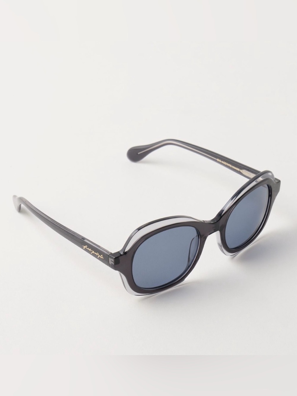 NWT Free People See the Light Polarized Logo Sunglasses in Black Dust Bag $68